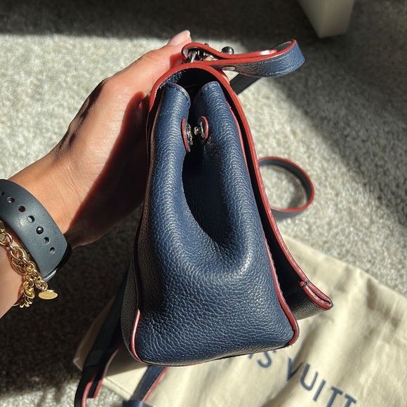 Louis Vuitton Lockme II BB Marine Rouge - Picture 9 of 11